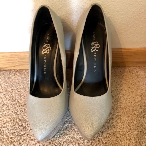 Rock & Republic Wedge Heels - Picture 3 of 8